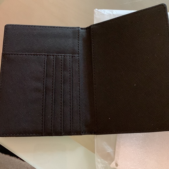 Passport wallet- brand new Length 5.5” width 4” - Picture 2 of 3